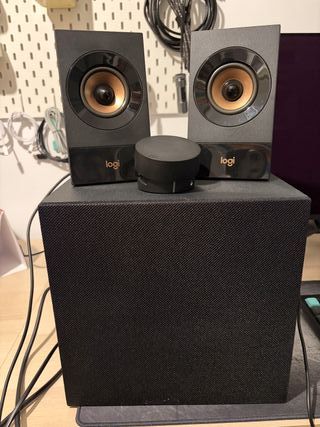 Logitech Z533 Altavoces PC 120W