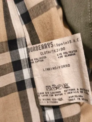 Gabardina Burberry Verde Oliva