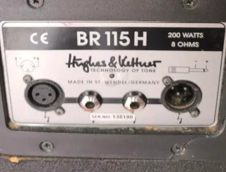 Equipo de sonido HK Audio y Peavey