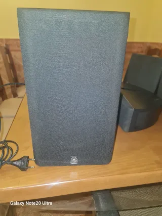 Altavoces Yamaha Home Cinema Negros