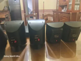 Altavoces Yamaha Home Cinema Negros