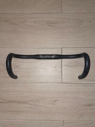 Manillar de carretera negro