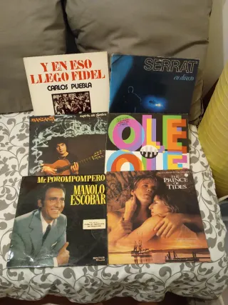 Lote 6 Vinilos: Carlos Puebla, Serrat, Manolo Esco