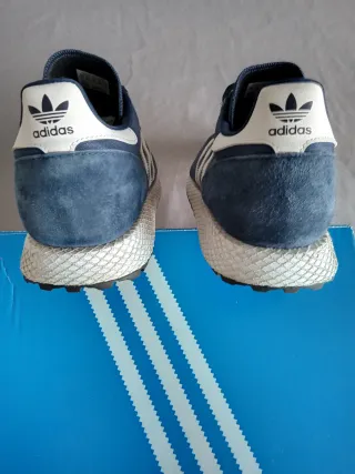 Zapatillas Adidas Forest Grove Talla 44