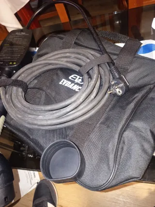 Cargador de coche eléctrico