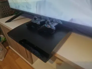 PlayStation 3 Slim Negra