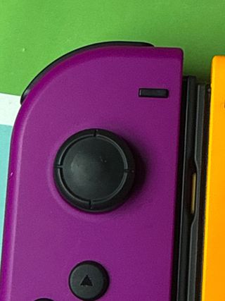 Joy-Con Nintendo Switch Morado y Naranja