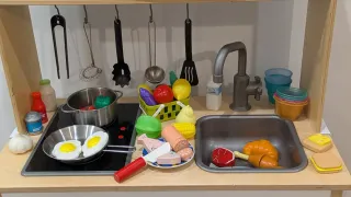 Cocinita de juguete IKEA + Accesorios