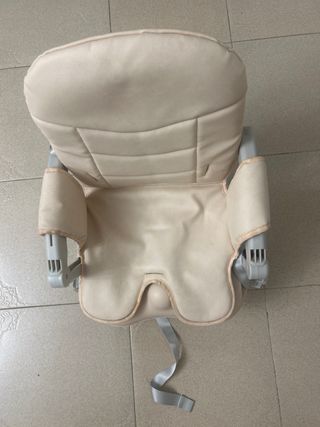 Sillita de mesa Kikkaboo para bebé