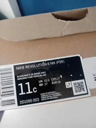 Scarpe Nike Revolution 6 Bambino misura 28