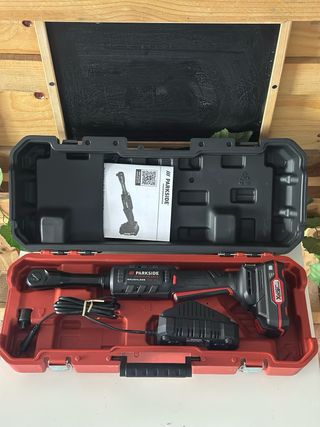 Llave Carraca 20V Parkside Recargable