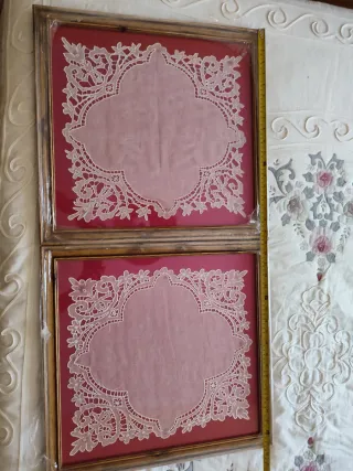 Cuadros con pañuelo bordado a mano Richelieu