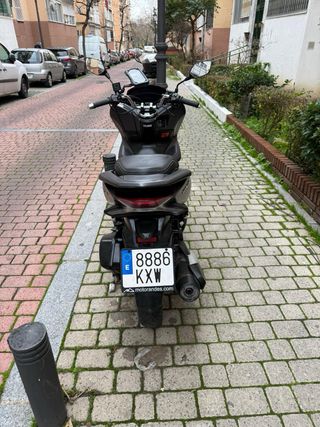 Honda PCX 125cc Negra/Gris 2019