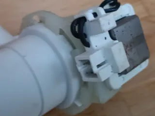 Bomba desagüe lavadora Beko ref. 2840940100