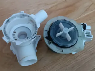 Bomba desagüe lavadora Beko ref. 2840940100