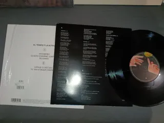 Collezione Vinili e CD Arde Bogotá