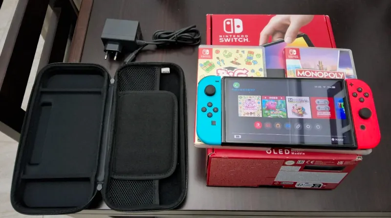 Nintendo Switch OLED Azul y Roja afbeelding 2
