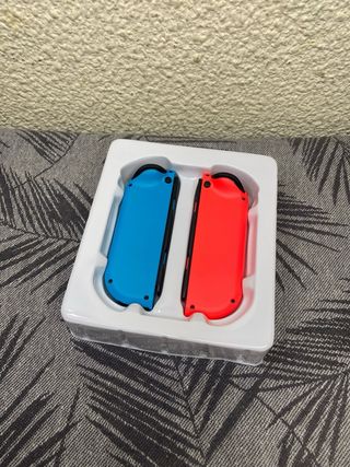 Joy-Cons