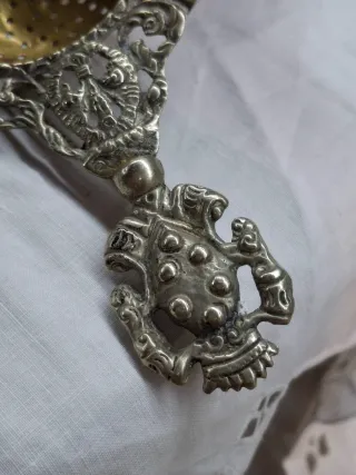 Colino da tè antico