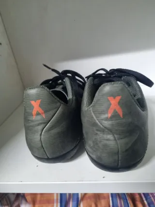 Chuteiras Adidas Verde e Laranja