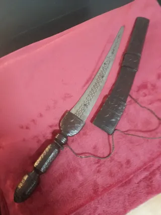 Daga Dogón Antigua Madera Marquete