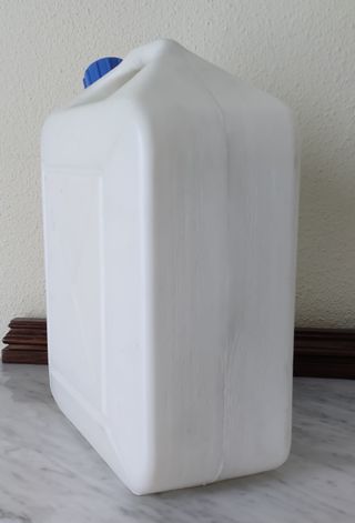 Garrafa 12L CAMPOS S.A. con grifo