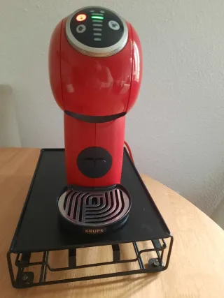 Cafetera + porta cápsulas