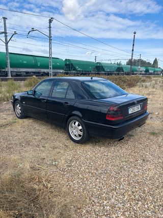 Mercedes-Benz Clase C 220cdi w202