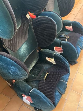 Dos sillas Recaro Young Sport 9-36kg.