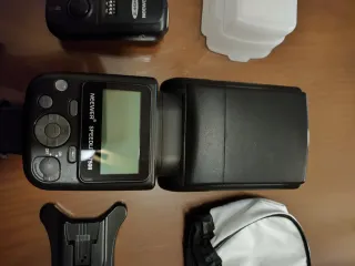 Flash Neewer Speedlite 750II + accesorios