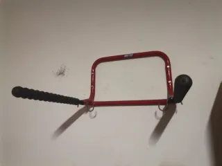 Barra de ejercicio para pared