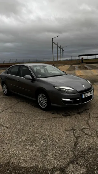 Renault Laguna III 1.5 dCi 110 – Excelente estado