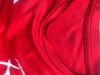 Camiseta deportiva Joma roja