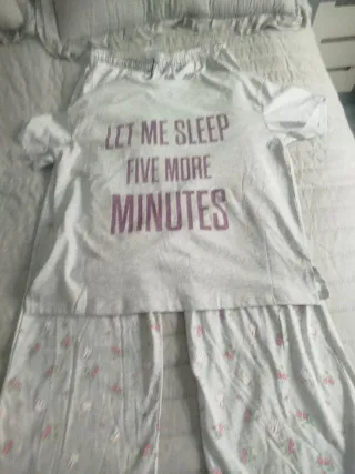 Nuevo. Pijama mujer Miffy
