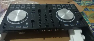 Consola DJ y barredora