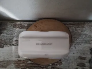 Portatovaglioli Brandani in porcellana bianca