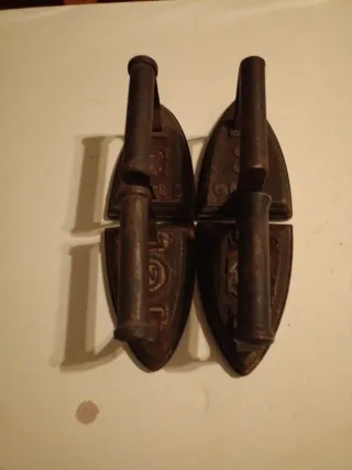 Planchas antiguas de hierro fundido