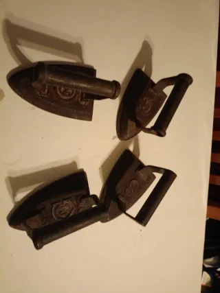 Planchas antiguas de hierro fundido