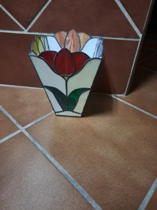 Jarrón de cristal con flores