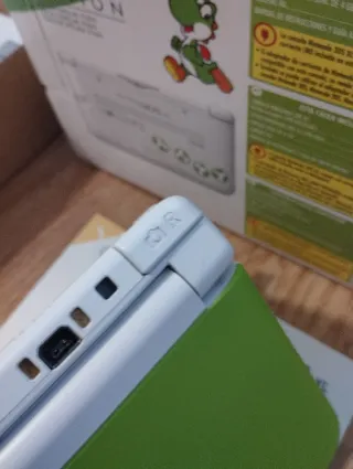 Nintendo 3DS XL Edición Yoshi