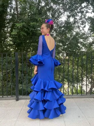 Traje de flamenca todas las tallas y colores pida
