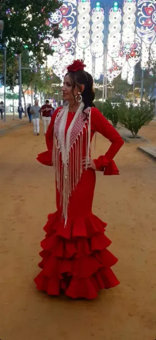 Traje de flamenca todas las tallas y colores pida