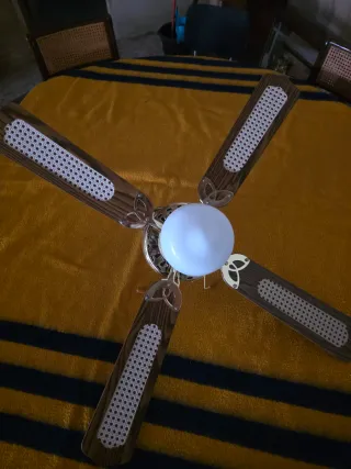 Ventilador de techo vintage madera y metal