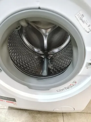 Lavadora Secadora AEG 10/6kg A+++