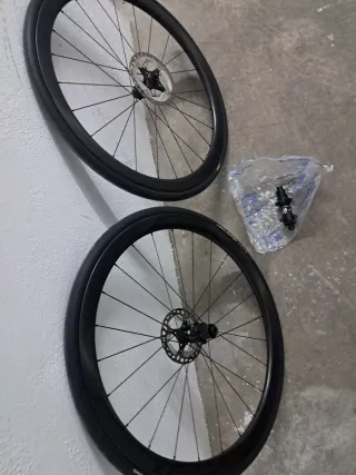 Ruedas Speedsix Quatro 2023 carbono.