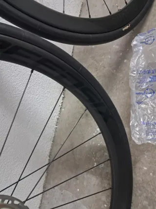 Ruedas Speedsix Quatro 2023 carbono.