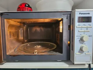 Microondas Panasonic Blanco