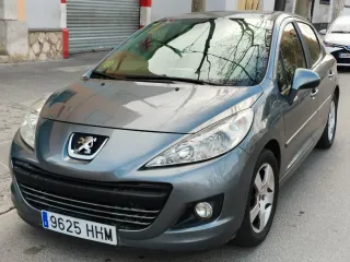 Peugeot 207 1.6 hdi 2011