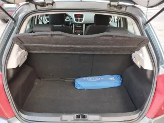 Peugeot 207 1.6 hdi 2011