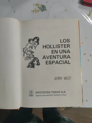 Hollister en una aventura espacial, los